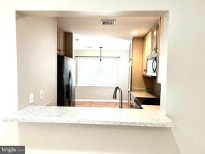 262 Crescent Dr in Hershey, PA - Building Photo - Building Photo