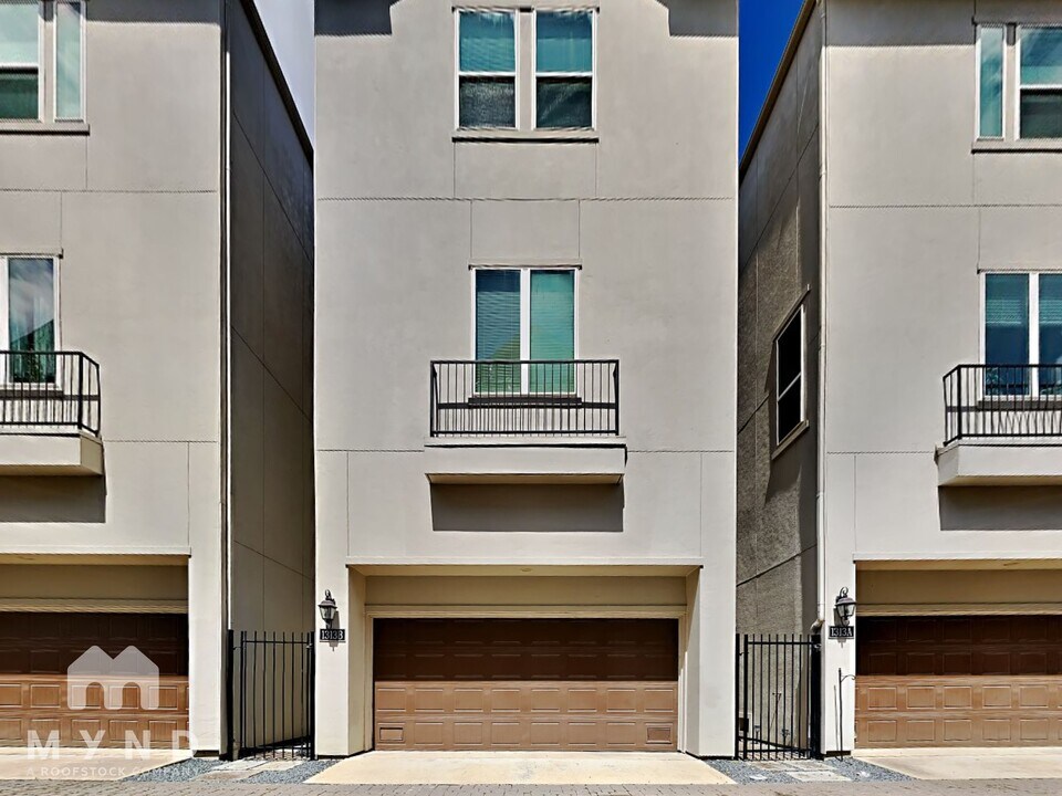 1313 W 24th St in Houston, TX - Foto de edificio