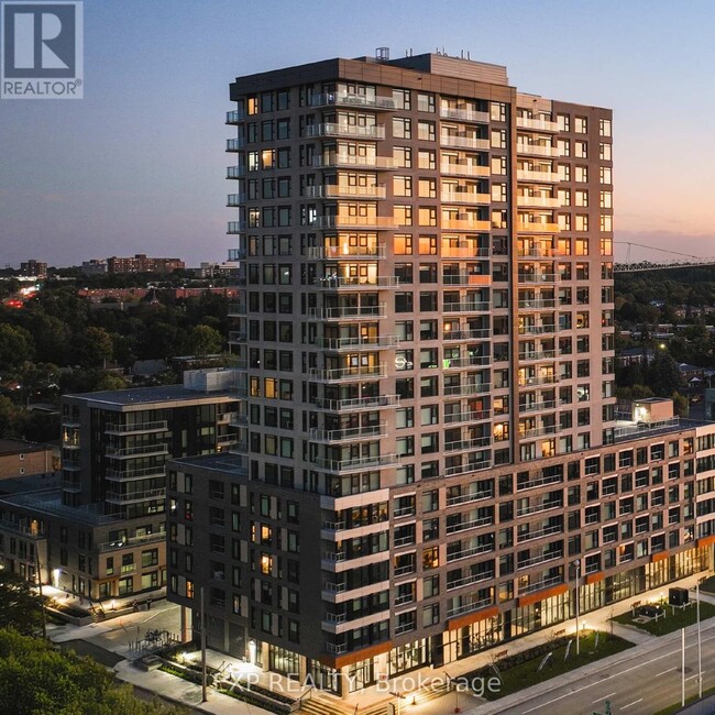 1366-1366 Carling Ave in Ottawa, ON - Building Photo - Building Photo