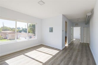 1818 SW 22nd Ave in Miami, FL - Building Photo - Building Photo
