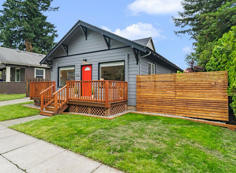 5516 N Yale St in Portland, OR - Building Photo