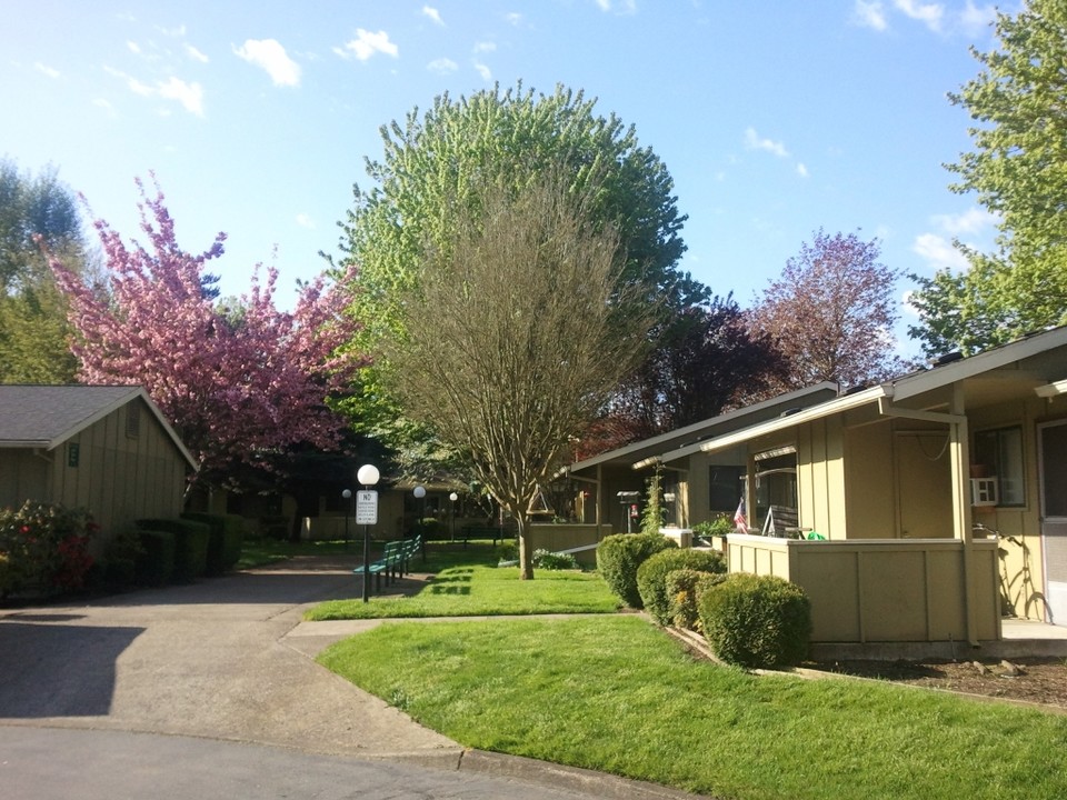 Pacific Park - Canby in Canby, OR - Building Photo