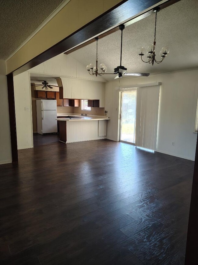 126 Deerbrook in Dry Prong, LA - Building Photo - Building Photo