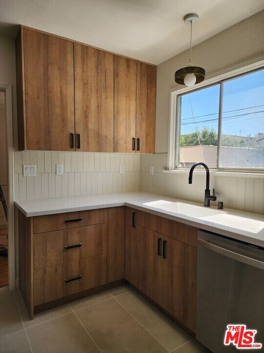 339 N Gardner St in Los Angeles, CA - Building Photo