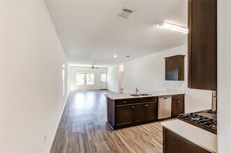 7420 Tonka Ln in Austin, TX - Building Photo - Building Photo