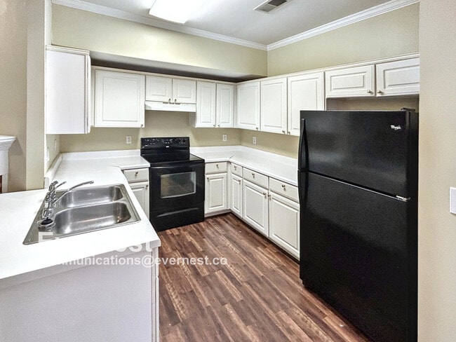 460 Cambrian Ridge Trail in Pelham, AL - Building Photo - Building Photo
