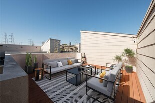 4243 Purdue St in Houston, TX - Building Photo