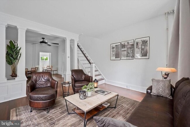 property at 3441 W Westmoreland St