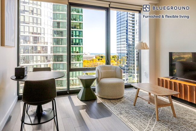 1210 S Indiana Ave in Chicago, IL - Building Photo - Building Photo