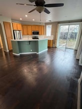 6931 Loheit Way in Sacramento, CA - Building Photo - Building Photo