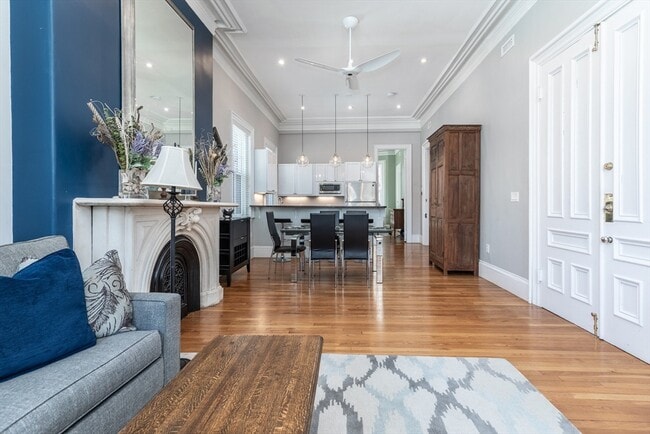 748 Tremont St in Boston, MA - Foto de edificio - Building Photo