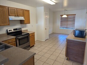 3214 S 104th Ln in Tolleson, AZ - Building Photo - Building Photo