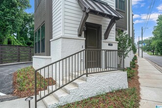 2468 18th St S in Homewood, AL - Building Photo - Building Photo