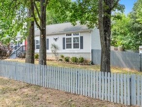 5010 Blake Dr in Fredericksburg, VA - Building Photo - Building Photo