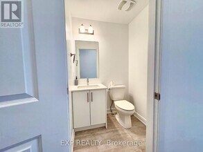 261 Finsbury Ave in Ottawa, ON - Building Photo - Building Photo