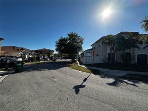 13591 SW 176th Terr in Miami, FL - Building Photo - Building Photo