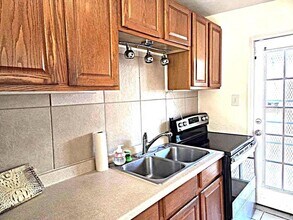 9172 Orchid Dr in Seminole, FL - Building Photo - Building Photo