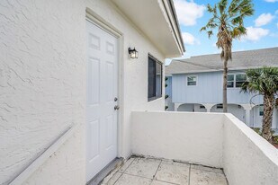 652 Hernando St in Fort Pierce, FL - Building Photo