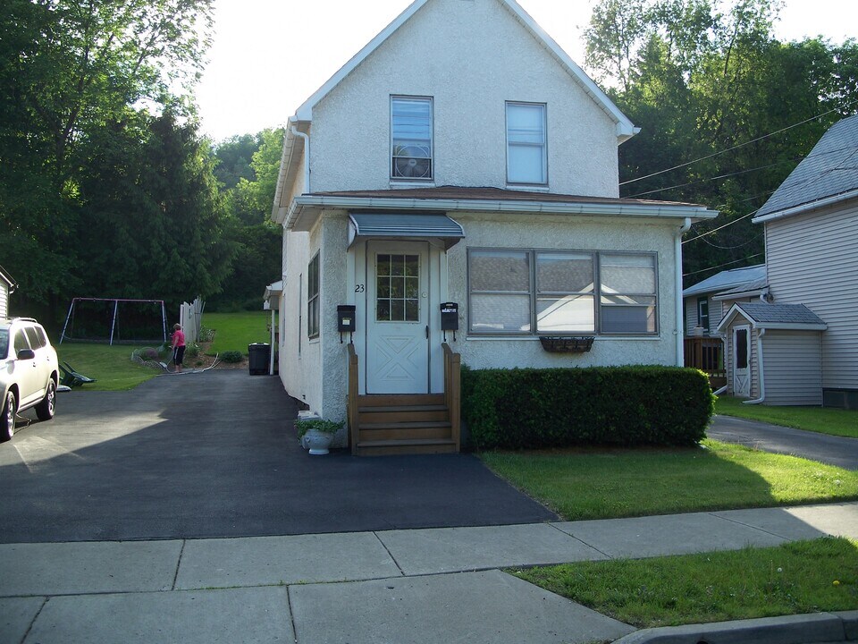 23 Robble Ave in Endicott, NY - Building Photo