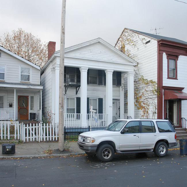 2516 5th Ave in Troy, NY - Building Photo - Building Photo