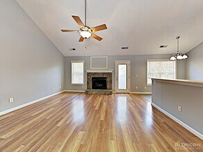 1440 Twin Manor Dr in Loganville, GA - Building Photo - Building Photo