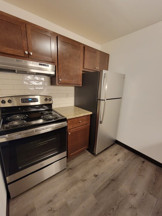 Old Orchard Apartments in Menomonee Falls, WI - Building Photo