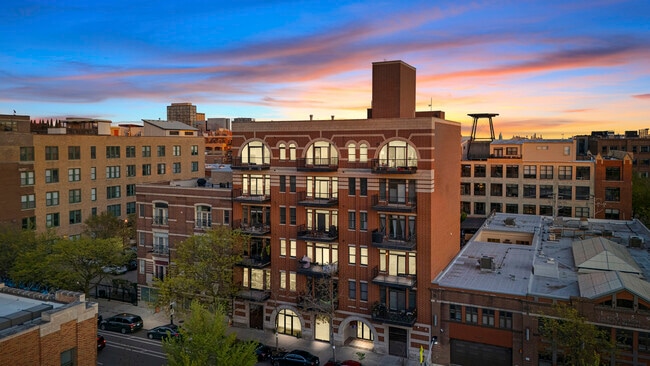 property at 1355 W Washington Blvd