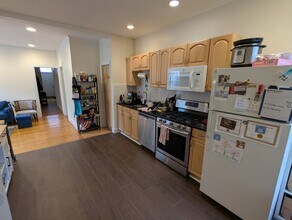 78A Pleasant St in Cambridge, MA - Building Photo - Building Photo