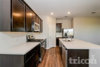 780 Evergreen St in Princeton, TX - Foto de edificio - Building Photo