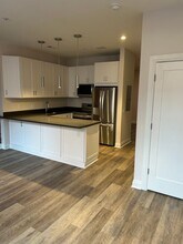 24-30-30 Bank St in Philadelphia, PA - Building Photo - Building Photo