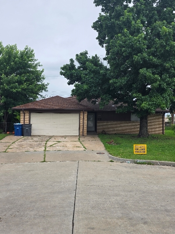 property at 4615 S 82nd E Ave