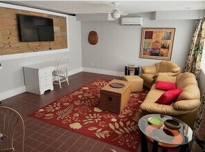 1143 Central Ave in Sarasota, FL - Building Photo - Building Photo