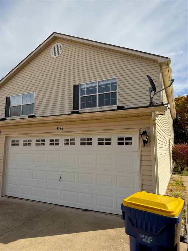 836 Woodside Creek Dr in Festus, MO - Building Photo - Building Photo