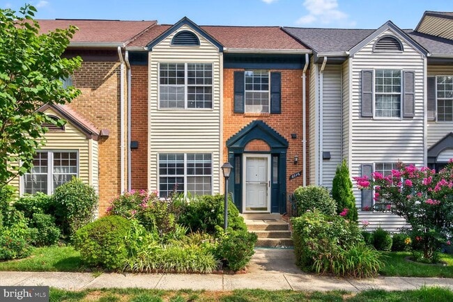 property at 6076 Heatherwood Dr