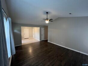 121 Bramblebush Dr in Toney, AL - Building Photo - Building Photo