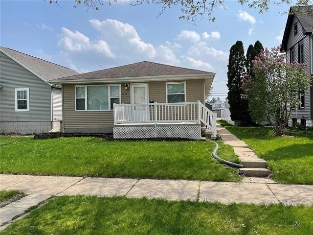 819 G Ave NW in Cedar Rapids, IA - Building Photo