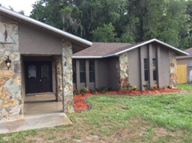 13138 Misty Ln in Hudson, FL - Building Photo