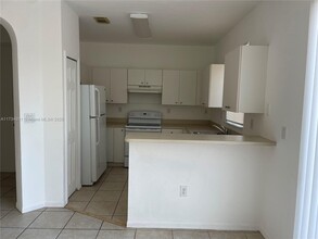 13859 SW 273rd Terrace in Homestead, FL - Building Photo - Building Photo