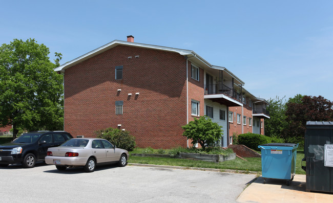 Maiden Choice Apartments in Halethorpe, MD - Foto de edificio - Building Photo