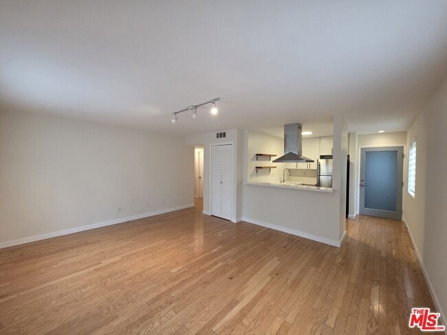 property at 1260 Vin Scully Ave