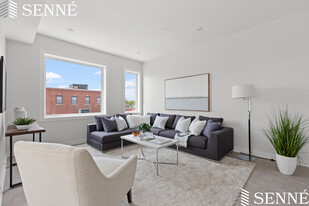 7 Ward St, Unit 402 in Somerville, MA - Building Photo