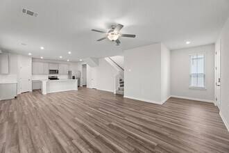 354 Lost Mine Peak Ln in Dripping Springs, TX - Building Photo - Building Photo