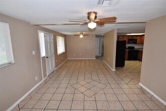 7524 Galahad Rd in Port Richey, FL - Building Photo - Building Photo