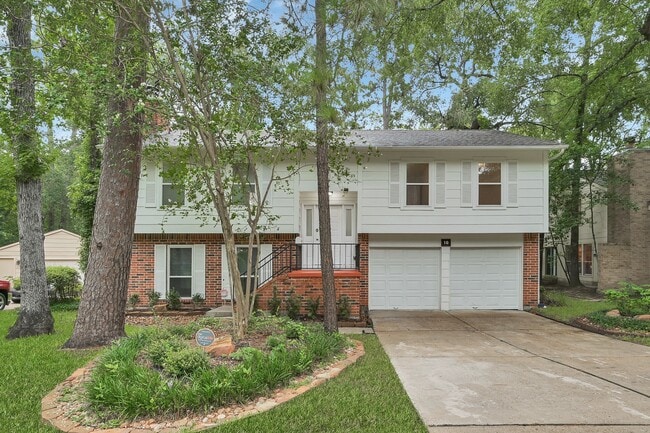 property at 16 S Cypress Pine Dr