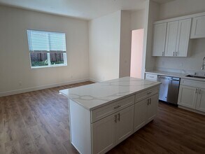 5590 Illinois Ave in Fair Oaks, CA - Building Photo - Building Photo