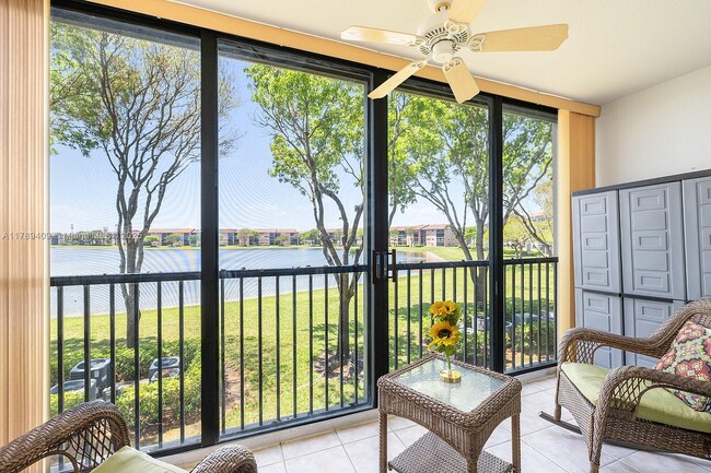 550 SW 138th Ave in Pembroke Pines, FL - Building Photo - Building Photo