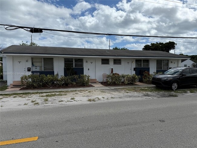 property at 1501 N 22nd Ave