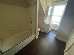 321 Robinson St in Danville, IL - Building Photo - Building Photo