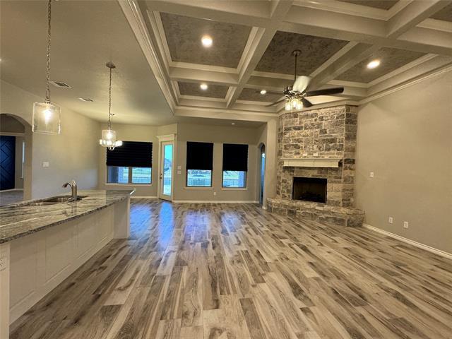 6611 Pinehurst Dr in Granbury, TX - Building Photo - Building Photo