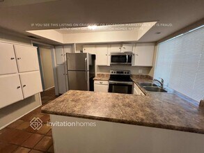 3241 E Sunnyside Dr in Phoenix, AZ - Building Photo - Building Photo